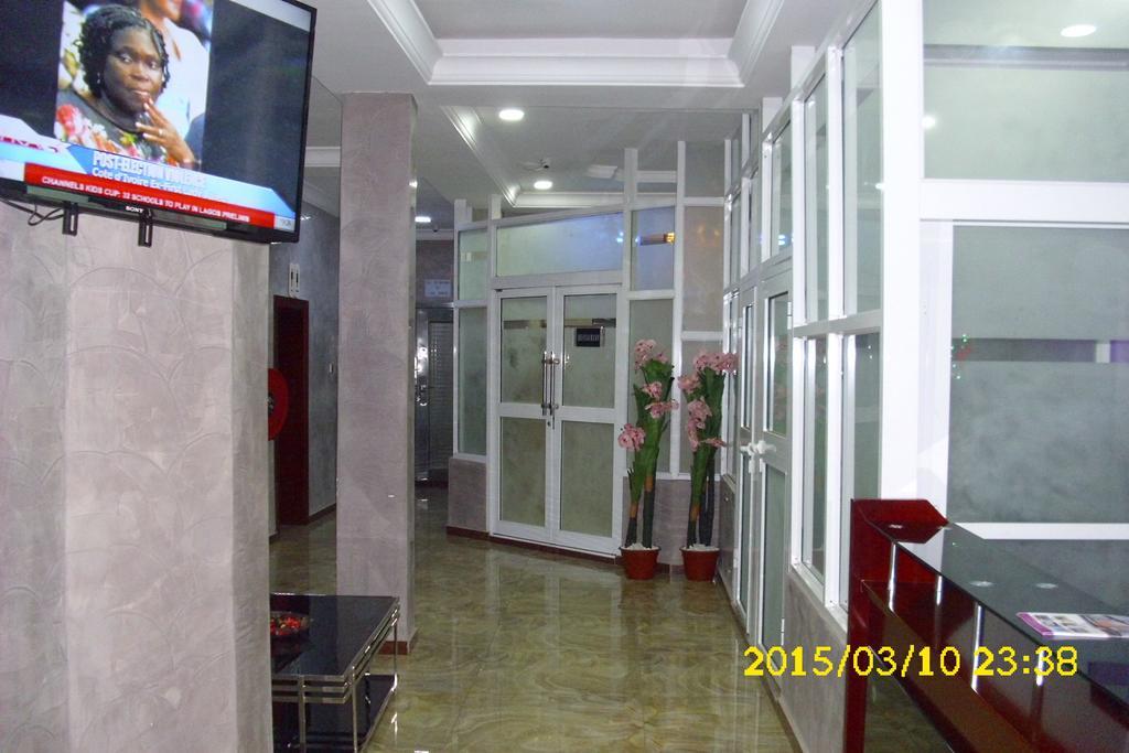 Grand Venice Transit Apartments Lagos Exterior foto