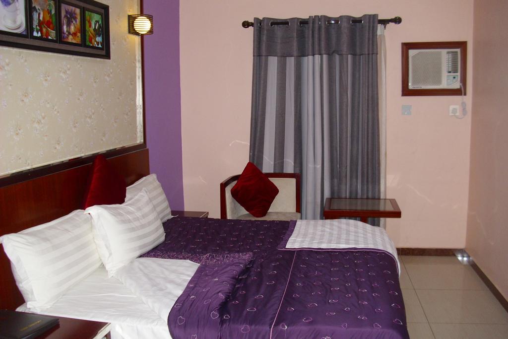 Grand Venice Transit Apartments Lagos Quarto foto