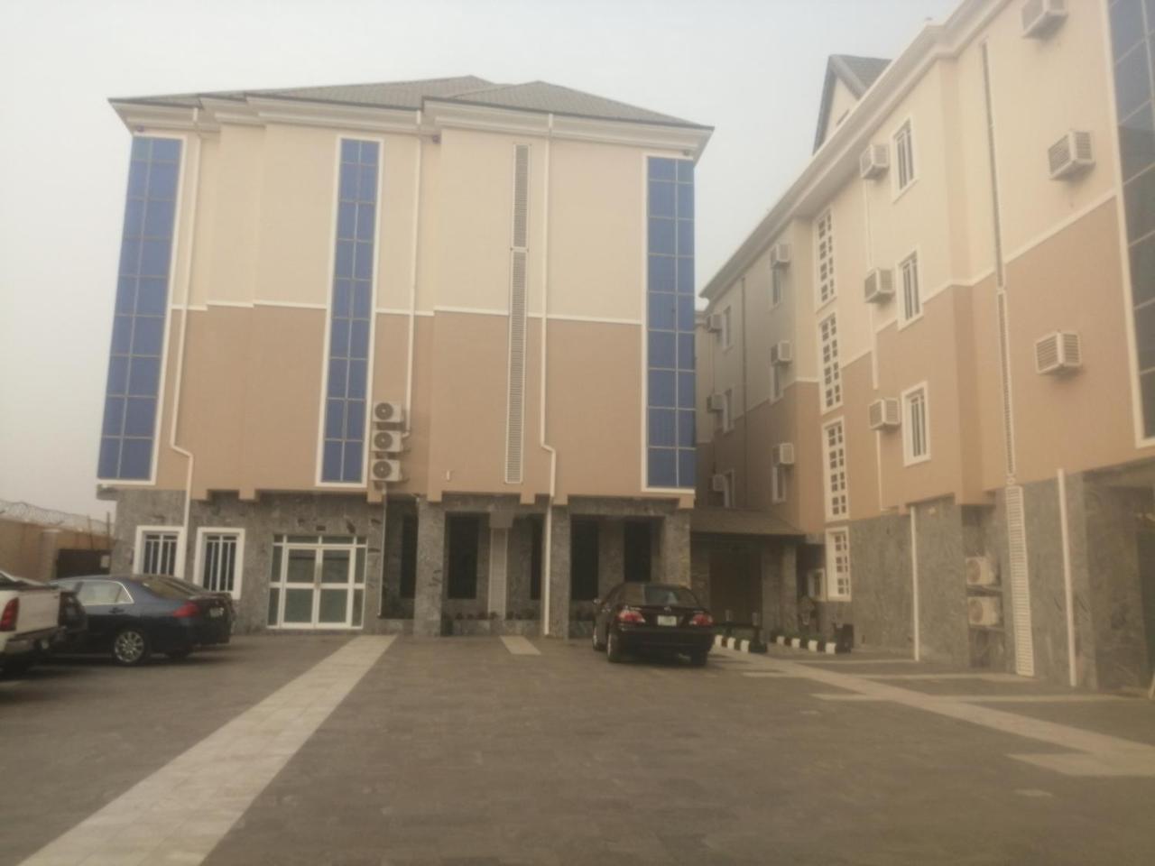 Grand Venice Transit Apartments Lagos Exterior foto