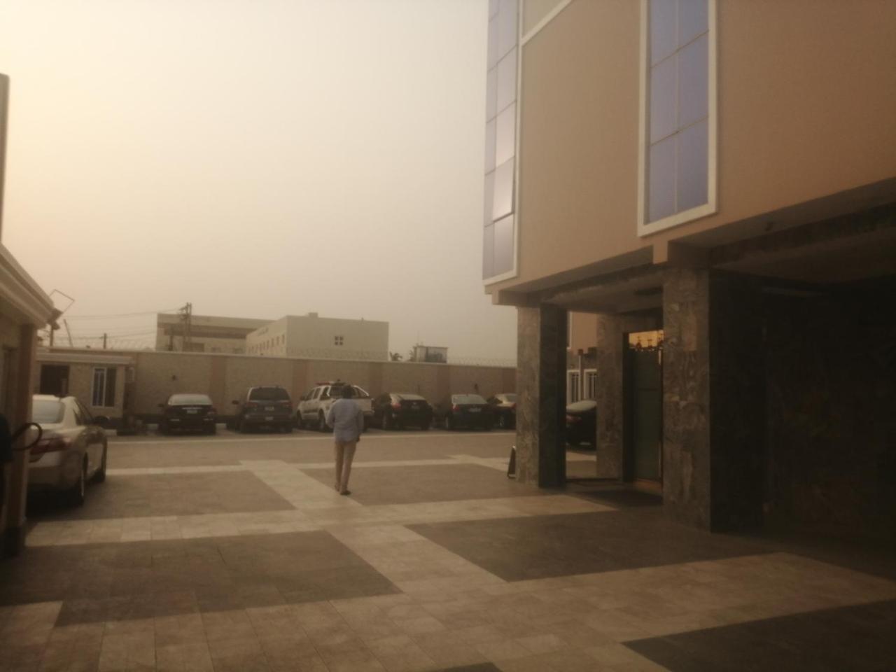 Grand Venice Transit Apartments Lagos Exterior foto