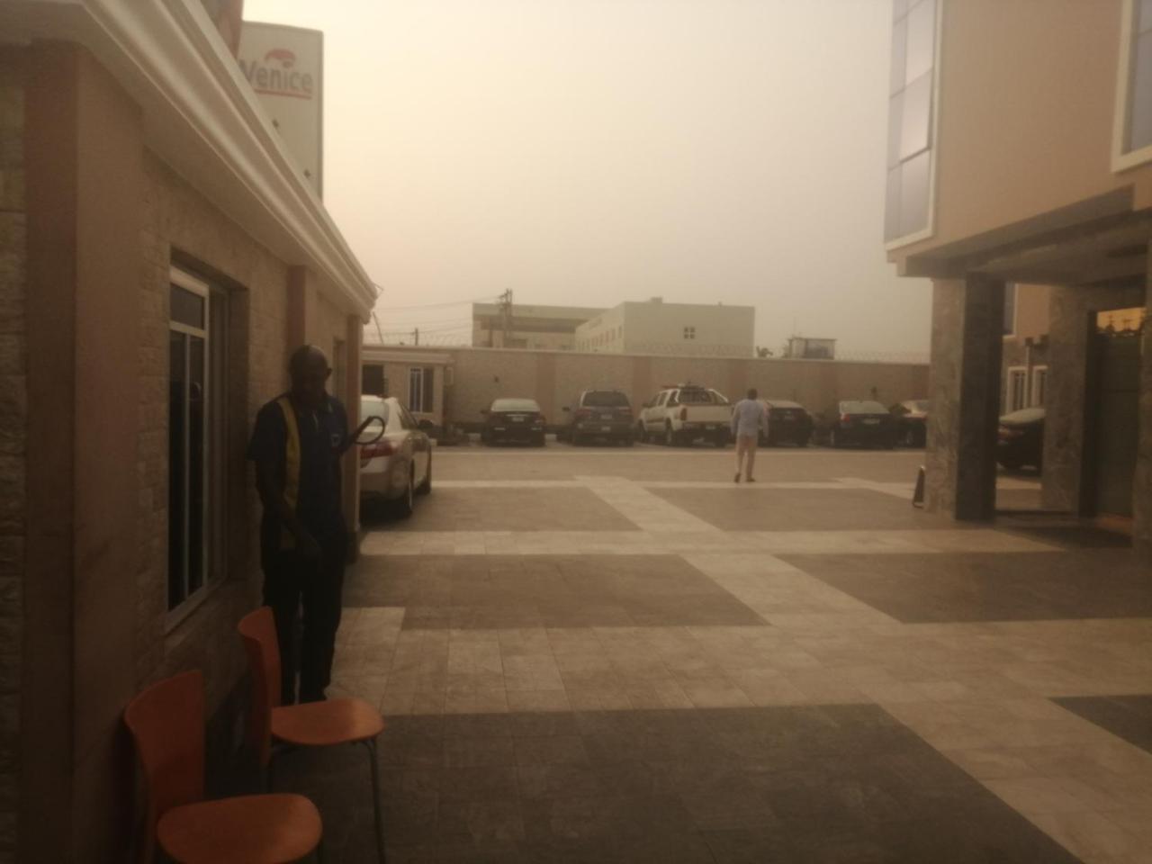 Grand Venice Transit Apartments Lagos Exterior foto