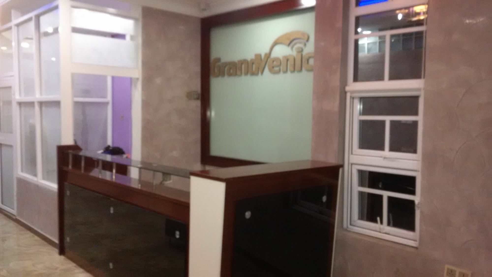 Grand Venice Transit Apartments Lagos Exterior foto